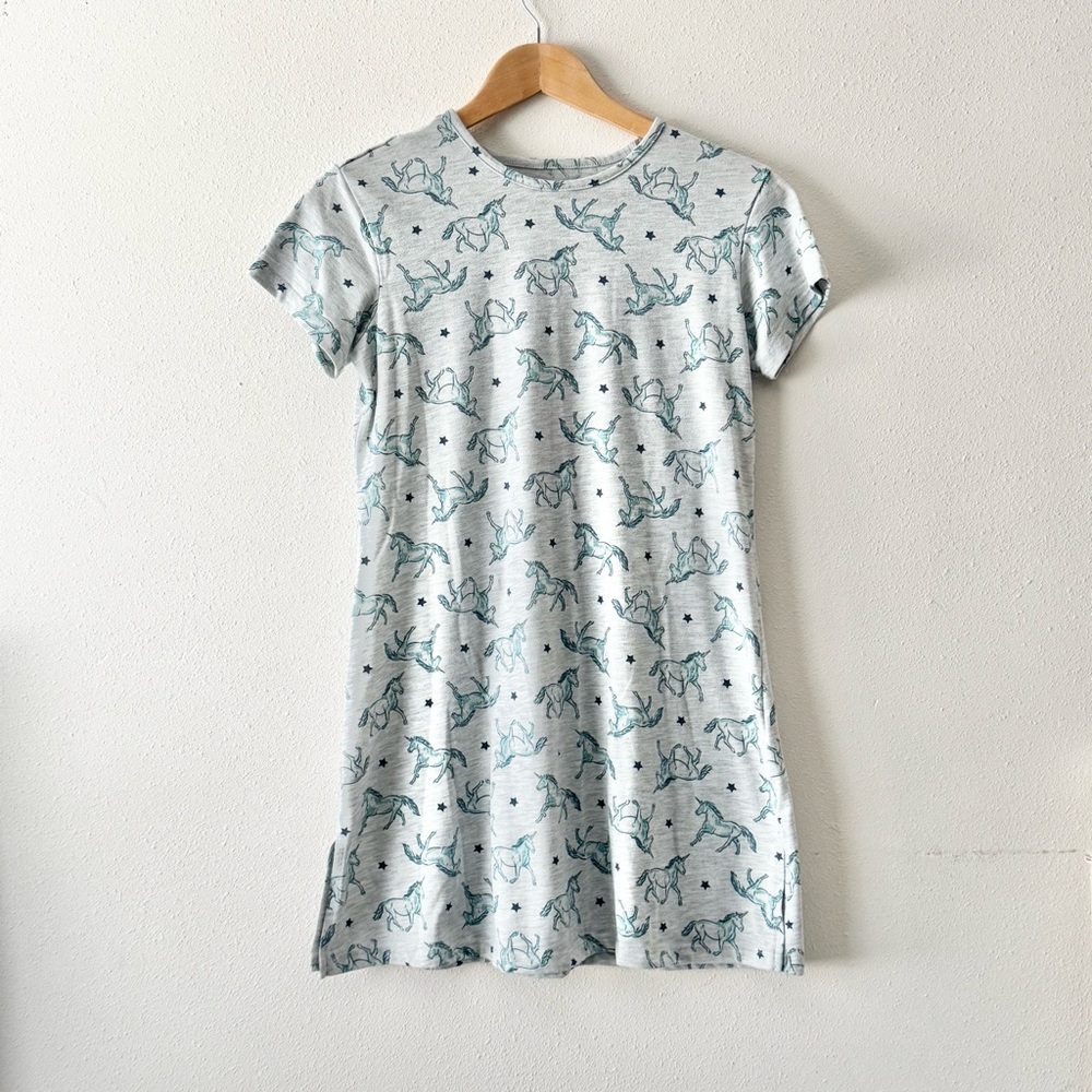 Gap girls unicorn sleep shirt / nightgown